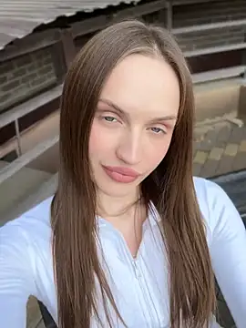 Snapshot of Molly_Muer chatting on 03.15.25 Molly Muer online show from 03.15.25