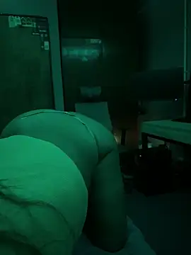 mismmia online show from 12.18.25