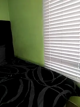 ThickPearlx23 online show from 11.12.25