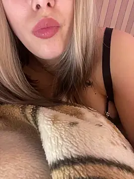 69Laura696 online show from 02.08.25