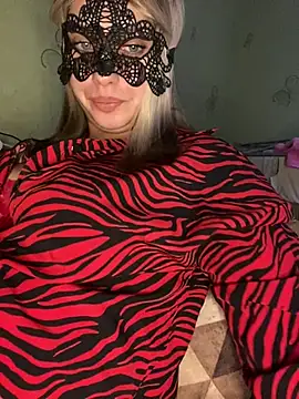 69Laura696 online show from 02.11.25