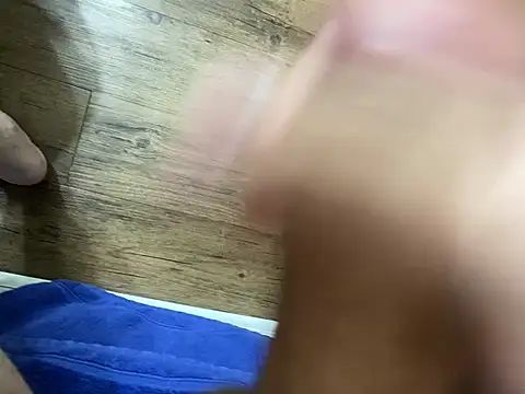 Snapshot of DuroMan25 chatting on 03.03.25 DuroMan25 online show from 03.03.25