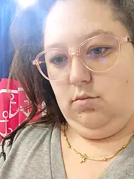 Chloee ep online show from 02.25.25