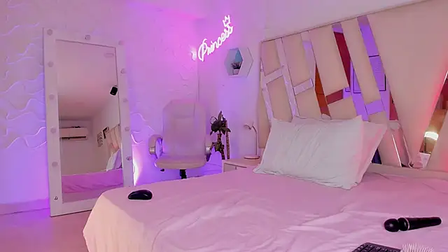 EthanCollens online show from 11.14.25