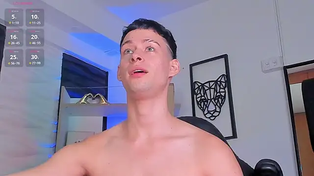 JadeSmiith  online show from 01.18.25