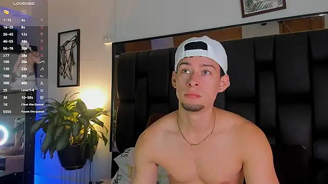 JadeSmiith  online show from 11.26.25