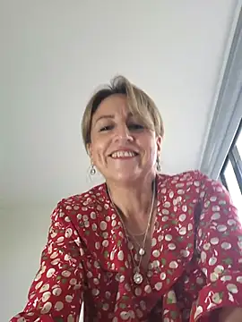 Snapshot of almaluna7 chatting on 02.18.25 almaluna7 online show from 02.18.25