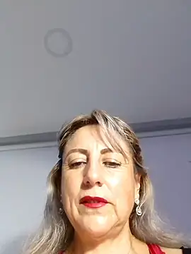 Snapshot of almaluna7 chatting on 10.17.25 almaluna7 online show from 10.17.25