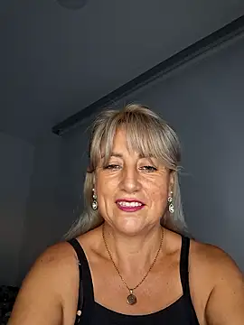 Snapshot of almaluna7 chatting on 02.07.26 almaluna7 online show from 02.07.26