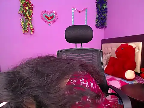 Snapshot of Hot_Maleka chatting on 01.13.26 Hot Maleka online show from 01.13.26