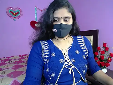 Snapshot of Hot_Maleka chatting on 02.20.26 Hot Maleka online show from 02.20.26