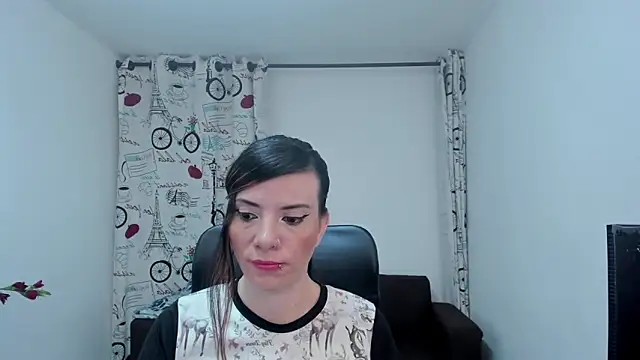 DanaaRey online show from 10.27.25