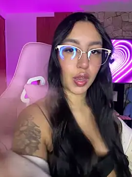 Snapshot of Tamara_Roberts1 chatting on 12.03.24 Tamara Roberts1 online show from 12.03.24