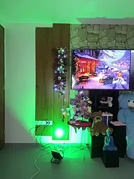 Snapshot of Tamara_Roberts1 chatting on 12.22.24 Tamara Roberts1 online show from 12.22.24