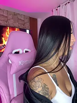 Snapshot of Tamara_Roberts1 chatting on 01.19.25 Tamara Roberts1 online show from 01.19.25