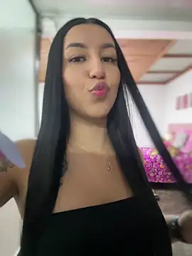 Snapshot of Tamara_Roberts1 chatting on 03.06.25 Tamara Roberts1 online show from 03.06.25