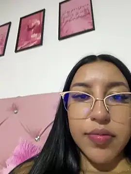 Snapshot of Tamara_Roberts1 chatting on 03.08.25 Tamara Roberts1 online show from 03.08.25