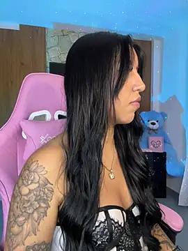 Snapshot of Tamara_Roberts1 chatting on 03.09.25 Tamara Roberts1 online show from 03.09.25