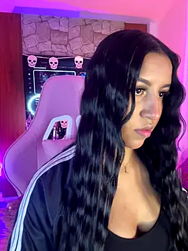 Snapshot of Tamara_Roberts1 chatting on 10.20.25 Tamara Roberts1 online show from 10.20.25