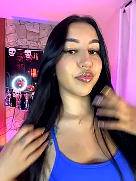 Snapshot of Tamara_Roberts1 chatting on 10.23.25 Tamara Roberts1 online show from 10.23.25