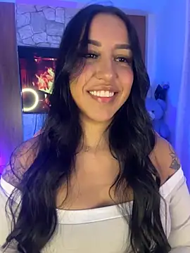 Snapshot of Tamara_Roberts1 chatting on 11.11.25 Tamara Roberts1 online show from 11.11.25