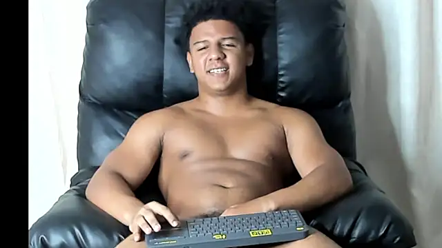 May Dylan1 online show from 03.21.25