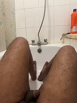 Snapshot of Rahul_sub chatting on 12.15.24 Rahul sub online show from 12.15.24