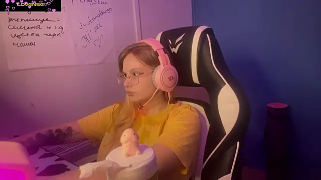 JacyWinslat online show from 03.05.25