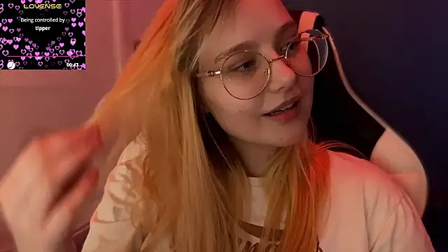 JacyWinslat online show from 03.09.25