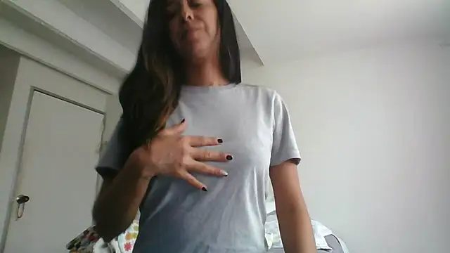 Snapshot of Sahana_Ashiika chatting on 05.17.26 Sahana Ashiika online show from 05.17.26
