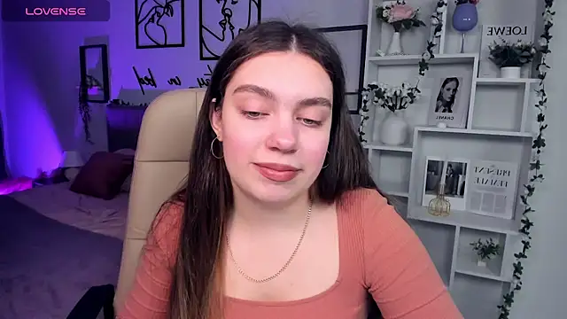 Snapshot of DaniellaLovely chatting on 12.02.24 DaniellaLovely online show from 12.02.24