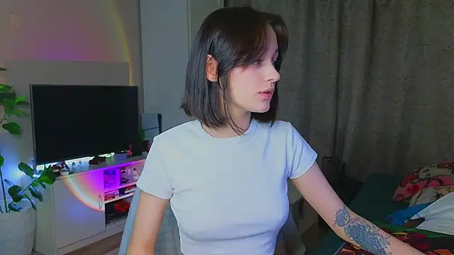 MaryRace online show from 10.17.25