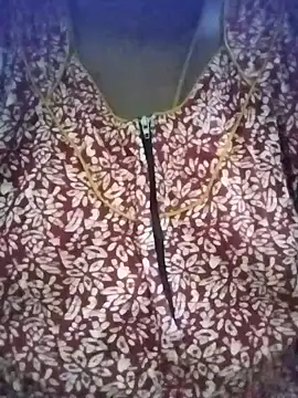 Snapshot of kavinila20 chatting on 12.15.25 kavinila20 online show from 12.15.25