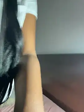 Snapshot of EscorpiLeoncita chatting on 12.13.24 EscorpiLeoncita online show from 12.13.24