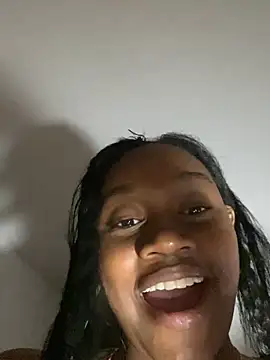 Snapshot of EscorpiLeoncita chatting on 12.27.24 EscorpiLeoncita online show from 12.27.24