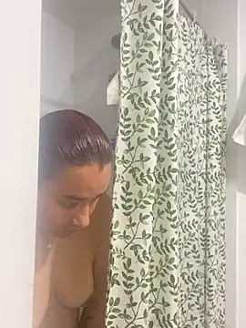 Cafeziitha02 online show from 10.26.25