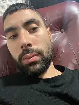 Snapshot of macg96 chatting on 11.25.25 macg96 online show from 11.25.25