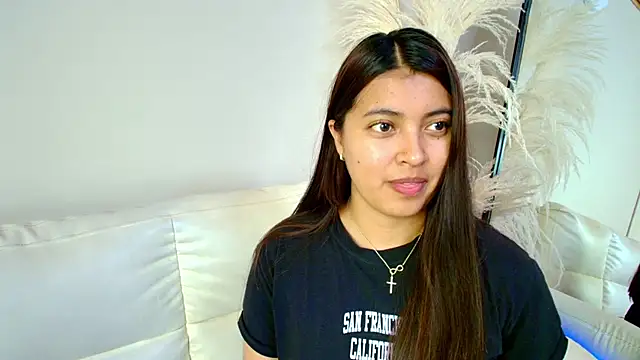 Rebeca Williams  online show from 02.20.25