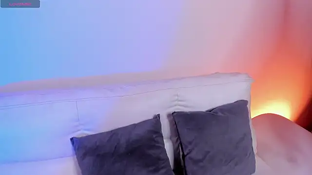 Rebeca Williams  online show from 11.18.25