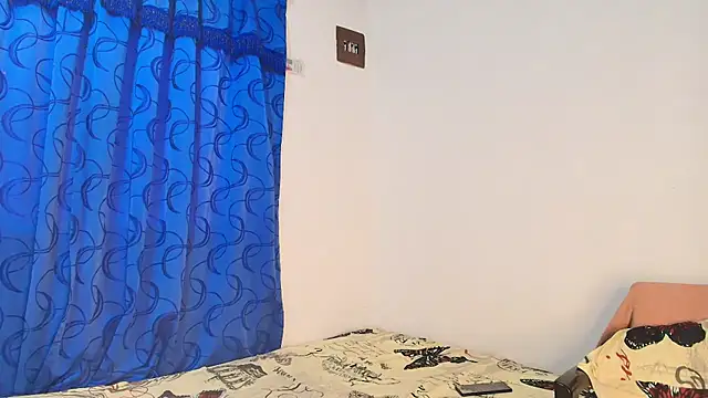 Snapshot of Oh_Tique chatting on 09.14.25 Oh Tique online show from 09.14.25