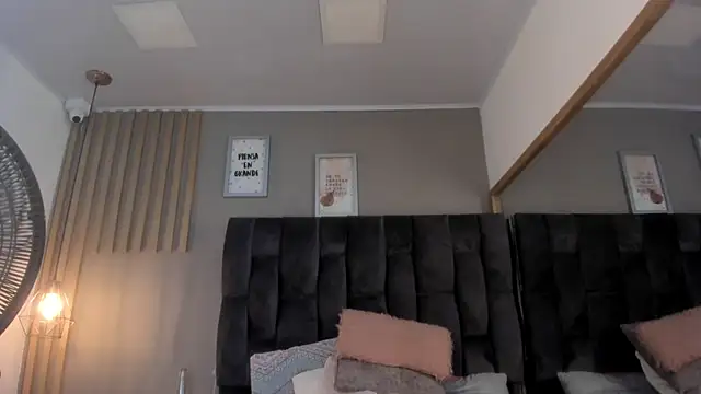 Snapshot of estefania__gomez chatting on 03.12.25 estefania gomez online show from 03.12.25