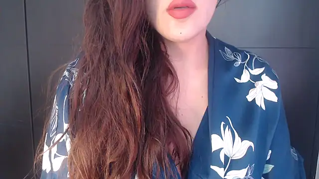 AdharaLujan online show from 04.07.26