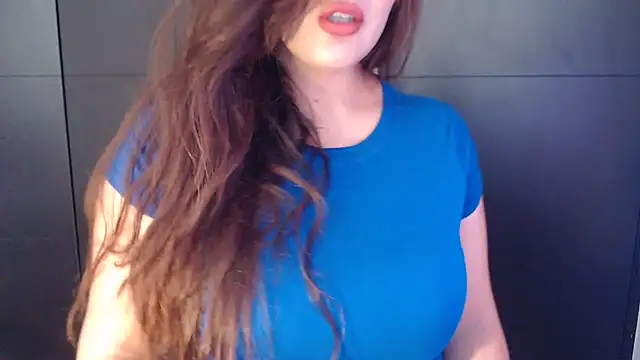 Snapshot of AdharaLujan chatting on 07.12.26 AdharaLujan online show from 07.12.26