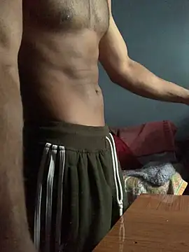 Snapshot of Vampire_xoxo chatting on 12.29.24 Vampire xoxo online show from 12.29.24