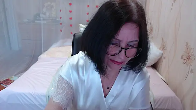 OlgaHottie online show from 11.22.25