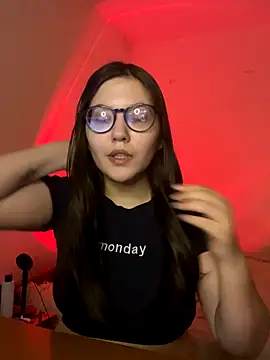 Prudie Gabriella online show from 10.24.25