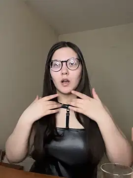 Prudie Gabriella online show from 11.03.25