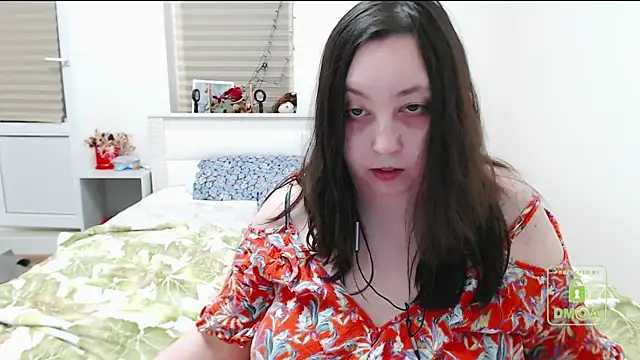 Snapshot of cute_and_hot chatting on 01.30.25 cute and hot online show from 01.30.25