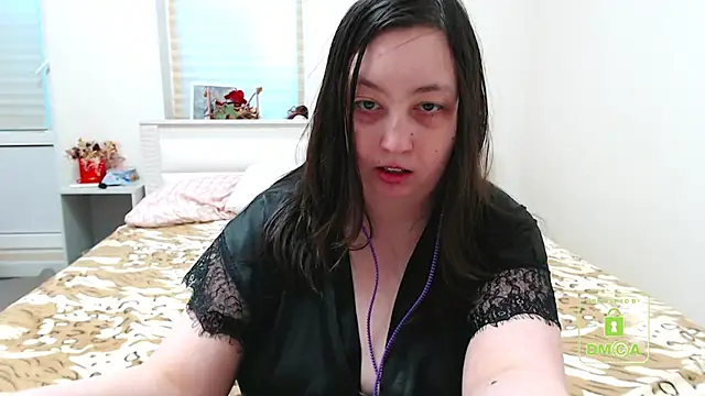 Snapshot of cute_and_hot chatting on 02.10.25 cute and hot online show from 02.10.25