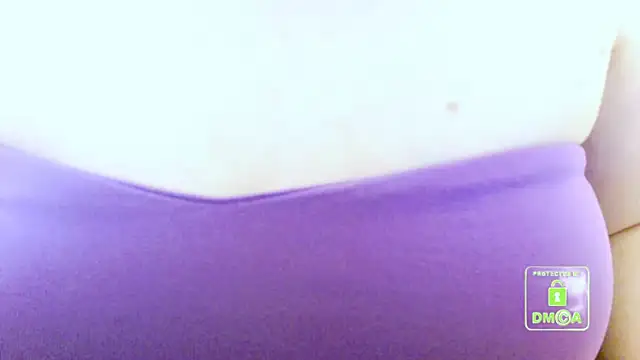 Snapshot of cute_and_hot chatting on 03.02.25 cute and hot online show from 03.02.25